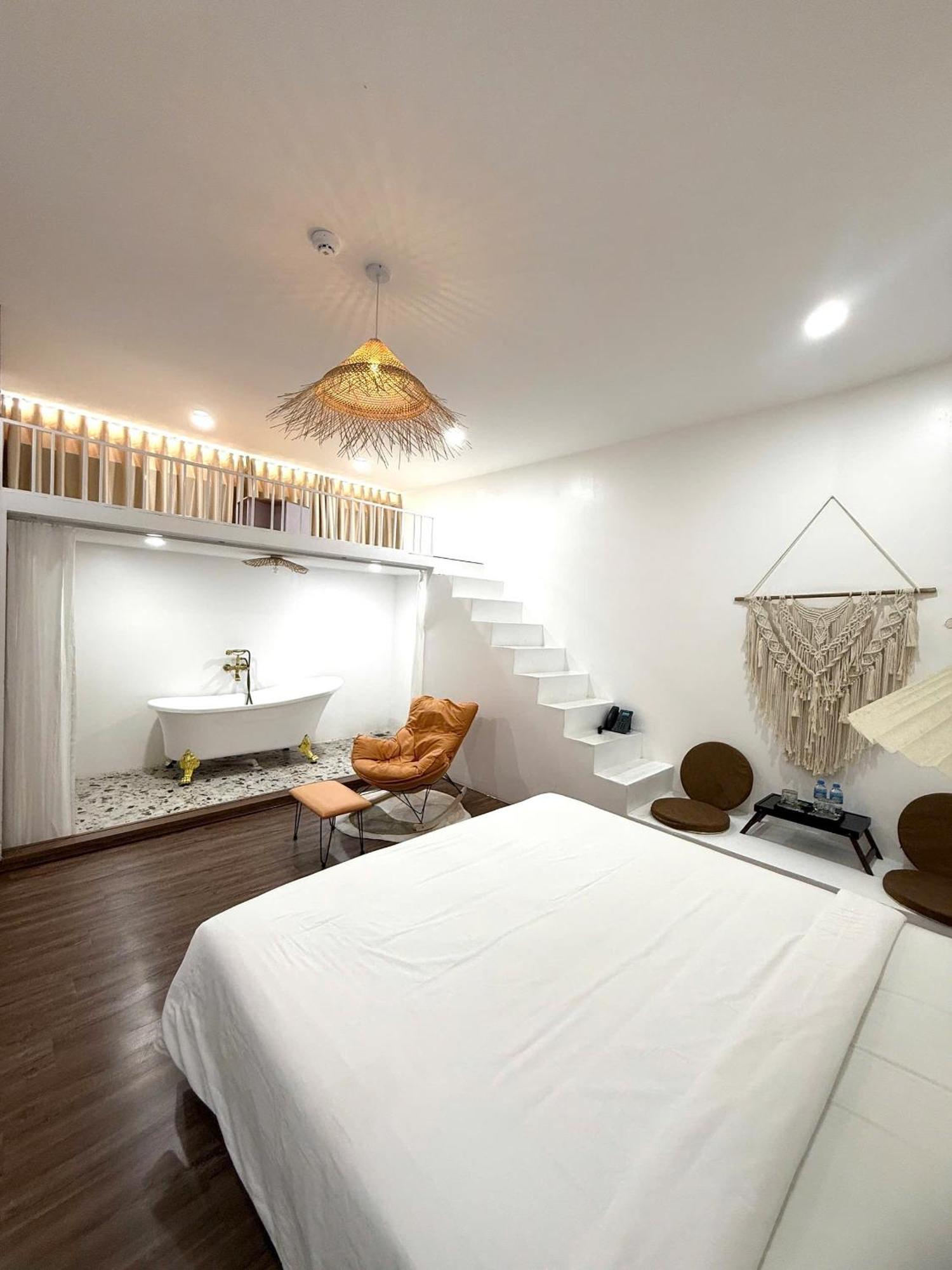 Pisces Hotel Hue Exterior foto